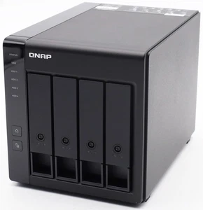 QNAP TR-004 4-kieszeniowa obudowa rozszerzająca komputer NAS - Zdjęcie 1 z 4