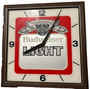 BUDWEISER Vintage Electric Lighted Advertising Clock 1983 - Picture 1 of 7