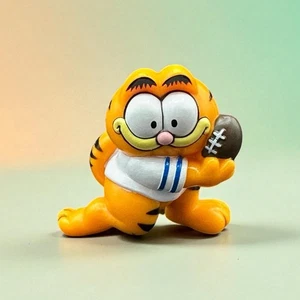 1981 Garfield Figurine Football Jersey PVC Figurine Jim Davis Vtg Toy Hong Kong - Picture 1 of 8