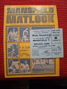 Programa y TICKET Mansfield Town v Matlock Town. 11/12/1976 - Imagen 1 de 1