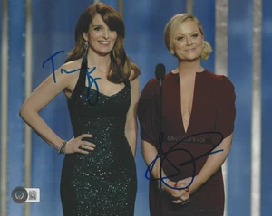 TINA FEY & AMY POEHLER SIGNED SATURDAY NIGHT LIVE 8x10 PHOTO 8 BAS BECKETT COA - Picture 1 of 3