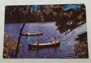 Canoeing On Lake Winnipesaukee, N.H. Postcard (X1) - Picture 1 of 2