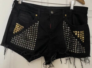 BLANK NYCBlack Denim Waisted Studded Distressed Shorts Size 29 Pre-owned - Picture 1 of 22