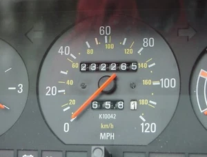 Volvo 240 Instrument Cluster K10042 1986-1987 DL SEDAN  232,265 miles. Best Ever - Picture 1 of 10