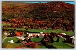 Colores de otoño, The Fallsview Ellenville Catskills NY, postal vintage vista aérea - Imagen 1 de 2