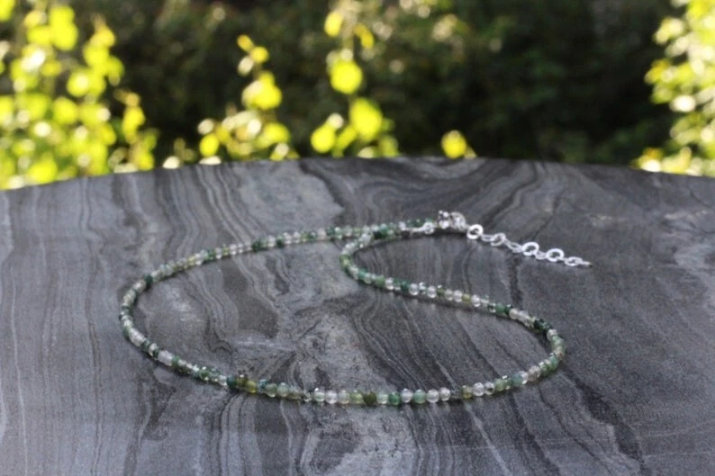 Collares hechos a mano de 18"" con delicadas cuentas redondas facetadas de ágata musgo a++ de 2-3 mm Foto 1 de 4