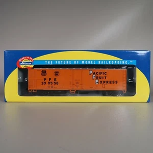 Athearn 75448 Pacific Fruit Express 50' Smooth Side Mechanical Reefer 300558 Car - Picture 1 of 12