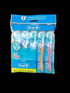 Oral B Toothbrush - 5 Pcs Combo SET - Picture 1 of 2