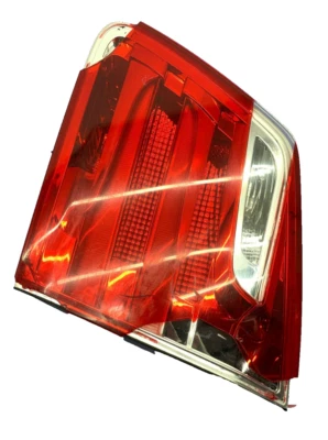 2013-2016 MERCEDES GL550 X166 OEM RIGHT REAR LIFTGATE TAIL LIGHT 1668201264 - Image 1 of 4