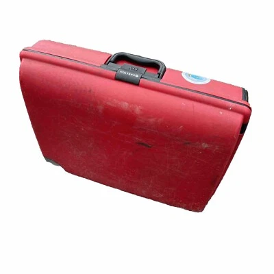 Carlton large Red Hard Shell Suitcase Wheels Combination Lock - Image 1 of 4