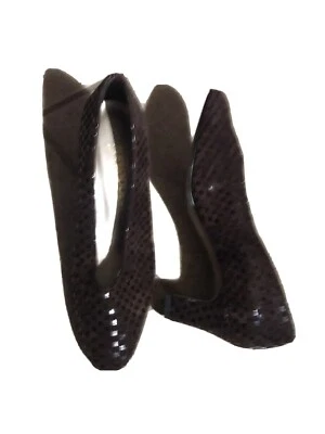 Zapatos de salón California Magdesians para mujer 7,5 marrón gamuza tacón EE. UU. Foto 1 de 2