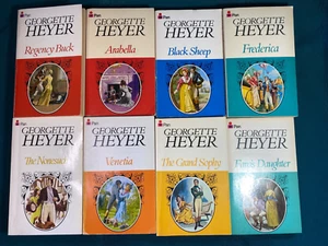 Vintage Pan ~ Georgette Heyer Period Romance Novels ~ Paperback Books 8 Bundle - Imagen 1 de 21
