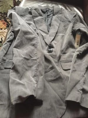 NUEVO CON ETIQUETAS BLAZER GRIS OSCURO A RAYAS METÁFORA FORRADO TALLA 16 VENTA AL POR MENOR $60 ENVÍO Y DEVOLUCIÓN GRATIS Foto 1 de 4