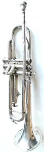 VINTAGE MARKIS DELUXE BRITISH BAND INSTRUMENT CO. SILVER TRUMPET WITH MOUTHPIECE - Picture 1 of 12