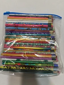 95 Pencil Lot Decorative Advertisement Plain Yellow #2 Christmas All Occasions - Picture 1 of 8