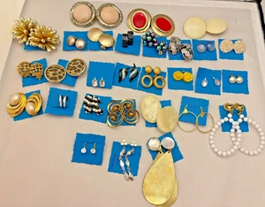 Job Lot Vintage Clip-On Earrings x 29 Pairs – Vintage to Modern, Mixed Styles - Picture 1 of 9