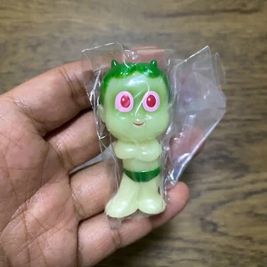 JUGUETE MEDICOM: FIGURA SOFUBI VAG GACHA NEGRO PERLAS FELICES NO.2 - Imagen 1 de 2