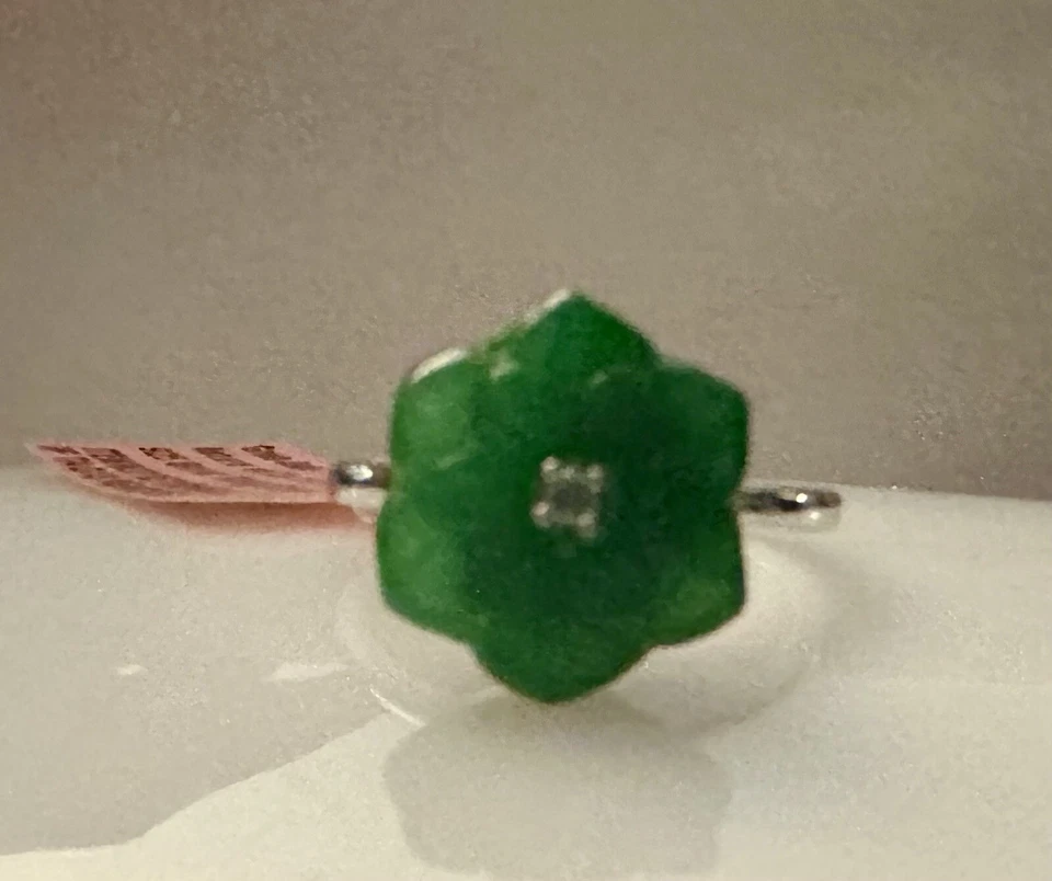 7.54ctw JARDIN COLLECTION Green Jade Carved Flower Ring Rhodium Plated Size 9 - Image 1 of 4