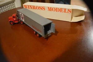 Associated Transport '82 Employees' Reunion Winross Truck - Picture 1 of 4