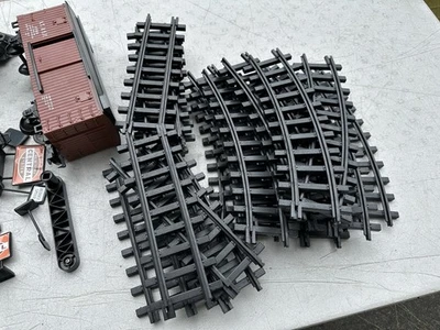 Eztec G Scale Model Train 22 Piece Track Lot with 10 Straight 12 Curved & Signs - Image 1 of 4