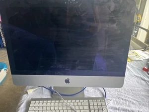 Apple Mac desktop computer. - Picture 1 of 5