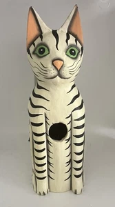 Hand Carved Painted Albesia Wood Birdhouse Folk Art Cat Figurine NWT - Picture 1 of 7