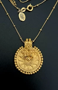 A gold-plated Mandela charm signed by Satya - Picture 1 of 6