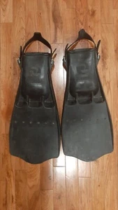 Vintage OCEANIC Scuba Heavy Duty Rubber Jet Fins C.D.E. - 119 LARGE - Picture 1 of 6