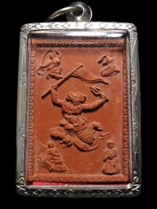Hanuman Choen Thong (back Chaturo Talisman) Wat Arun BE2553 Thai Amulet - Picture 1 of 8