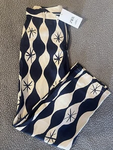ZARA NEW Jeans Size 31 Blue & White Summer Wardrobe ‘23 - Picture 1 of 4
