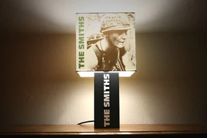 Handmade ‘The Smiths’ Lamp + Album Cover Lampshade - Morrissey, Meat is Murder - Foto 1 di 12