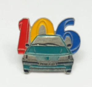 Pin's Pins Peugeot 106 signé Pins Up - Imagen 1 de 2