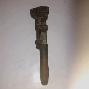 VTG Wood Handled W & B Monkey Wrench Pipe Wrench Adjustable 10" Made In USA - Picture 1 of 12