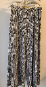 Palazzo Pants Size M Black/White Cream Chevron Elastic Waist New Directions - Picture 1 of 4