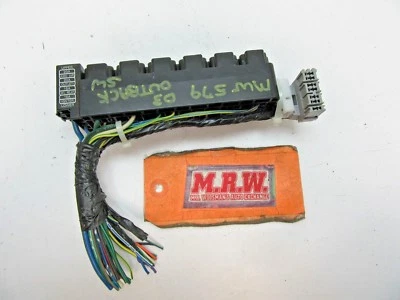 FUSE BOX RELAY HOLDER WIRE HARNESS END PIG TAIL PLUG CONNECTOR RC5008 1567001950 - Image 1 of 4