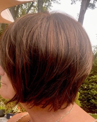 Peluca Henry Margu corta marrón cálido reflejos 'Holly'  Foto 1 de 4