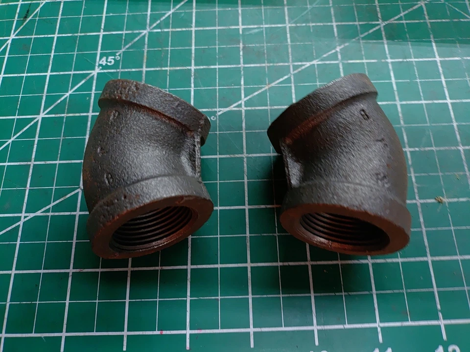 (Lot of 2) EL45-1 Malleable Black Iron 45° Elbow Female 1" NPT Fitting - Image 1 of 1