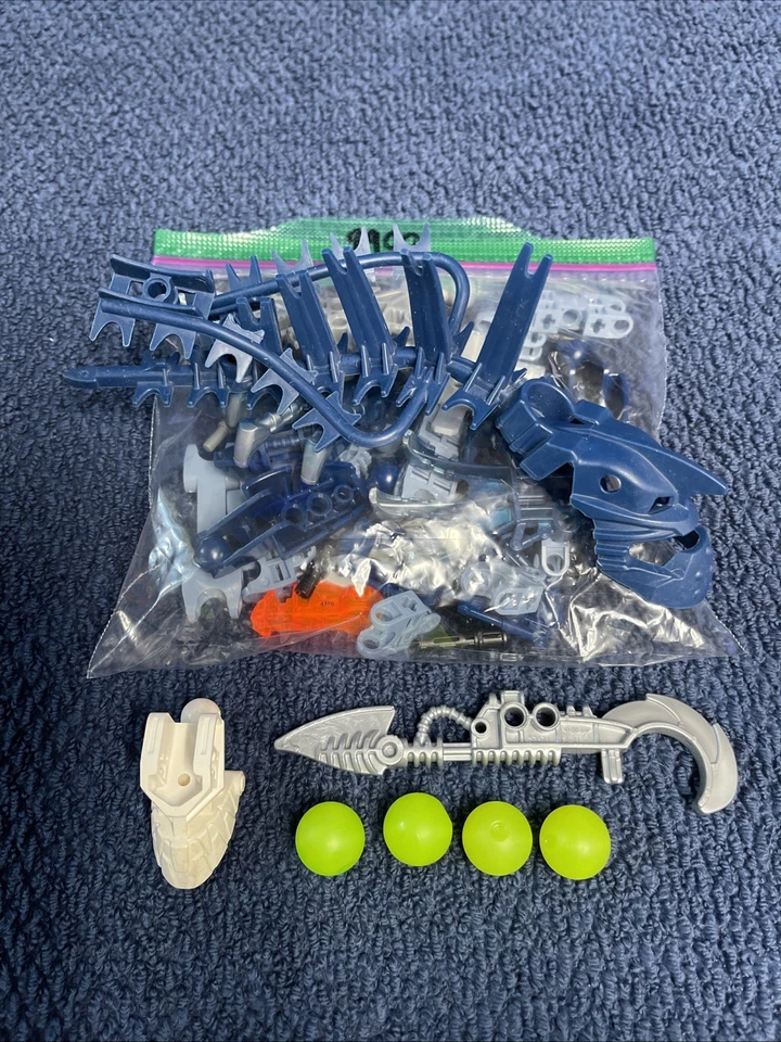 LEGO Bionicle Piraka 8902 Vezok 100% Completo Foto 1 de 4