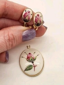 Vintage Porcelain Oval Hand Painted Necklace Pendant & Earrings Mauve Rose - Picture 1 of 10
