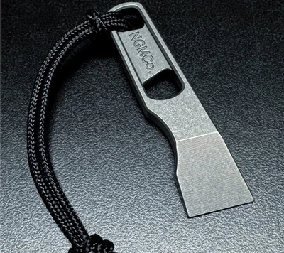 ¡NUEVO! Nice Guy Machine Co. x TAD "Maggie Sleeper" Titanio EDC Prybar Foto 1 de 4