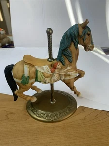 Estatuilla de colección Willitts Inc carrusel vals caballo ángel en el lado 6" X 7" - Imagen 1 de 14