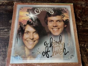 The Carpenters - A Kind of Hush Vinyl LP 12" Record  EX/EX Free UK P&P - Picture 1 of 4