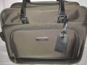 Kenneth Cole Reaction Rolling Travel Shoulder Carry on Overnight bag EUC - Picture 1 of 11