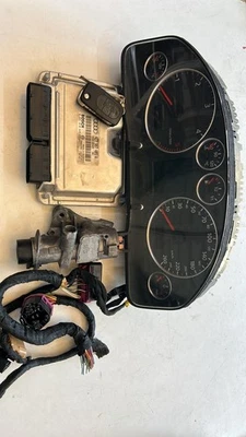 KIT CENTRALINA MOTORE ECU PER AUDI A6 Allroad 0281010445 Diesel 2500 (00>06) - Immagine 1 di 2