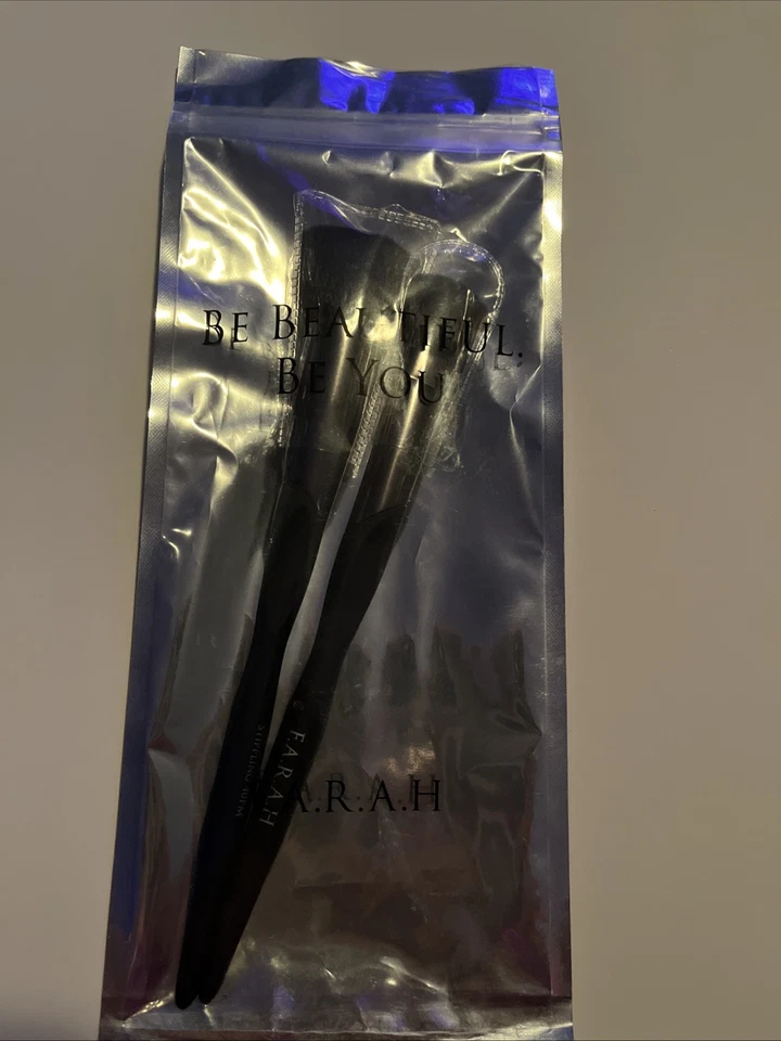 Набор из 2 кистей Be Beautiful Be You F. A. R. A. H бесплатная доставка продавец из США  - Изображение 1 из 1