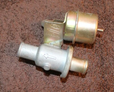 Mustang GT Mach 1 Shelby Cougar Xr7 1969-1970 Nuevo de Lote Antiguo Calefacción Válvula de Control de Agua Foto 1 de 4