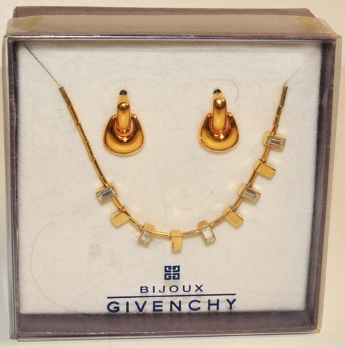 Nuovi con scatola firmati BIJOUX GIVENCHY Set Strass Oro Collana Orecchini Trafitti