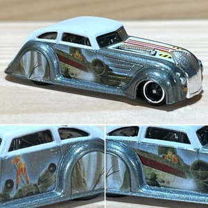Hot Wheels Star Wars Ralph McQuarrie Concept Art '34 Chrysler Airflow Diecast - Picture 1 of 7