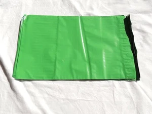 100 buste busta postale verde 7,5x10,5 piatte poli spedizione con autosigillante - Foto 1 di 5