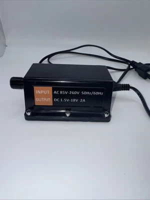 Fuente de alimentación digital para tatuajes - 2 amperios Foto 1 de 4